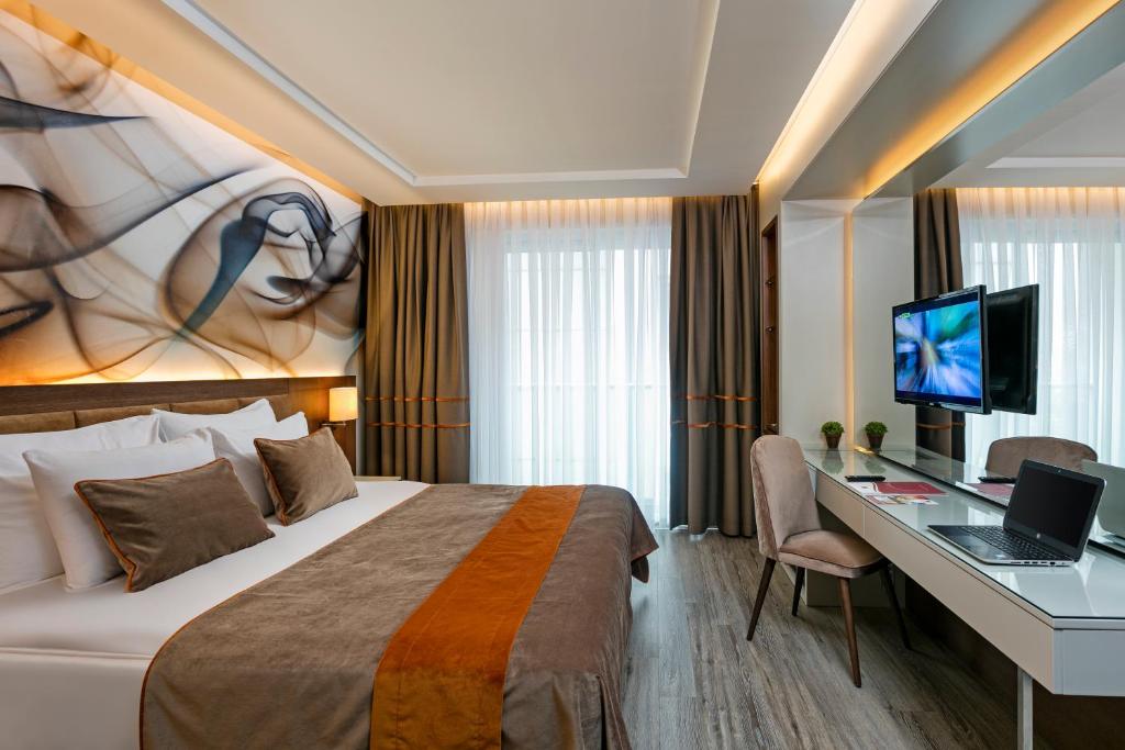 فندق وسبا بي بيزنيس أنطاليا واحد ضمن  فنادق أنطاليا 4 نجوم