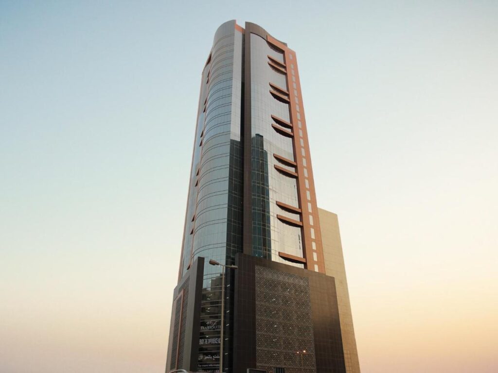 فريزر سويتس المنطقة الدبلوماسية البحرين هو أحد فنادق قريبة من الأفنيوز البحرين 