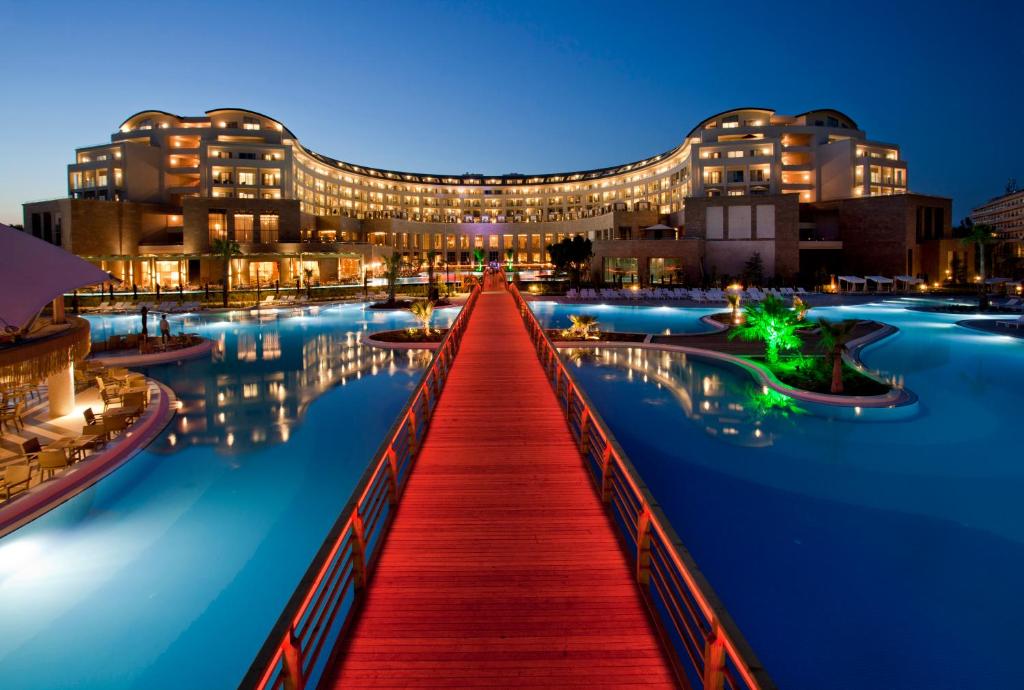 فندق كايا بالازو أنطاليا واحد من بأحلى فنادق أنطاليا