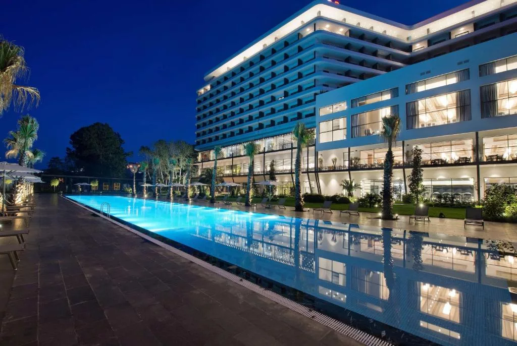 فندق وسبا رمادا بلازا طرابزون هو أشهر فنادق طرابزون خمس نجوم