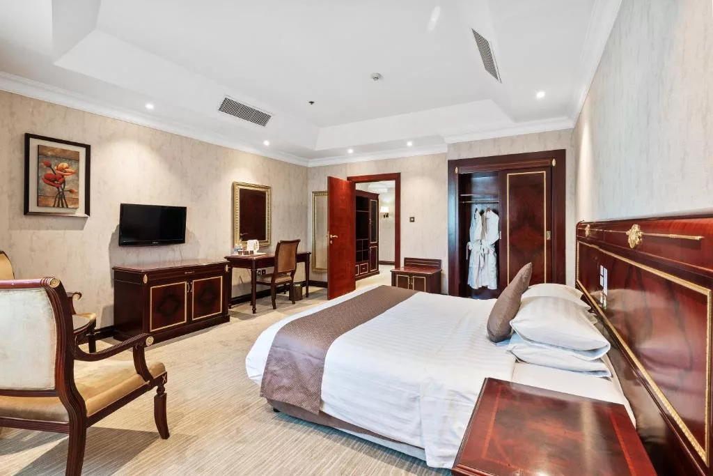يعد فندق شيرمان قطر أرخص فنادق ٣ نجوم في قطر
