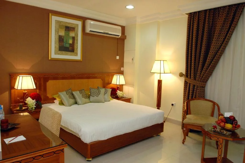 فندق المنتزه بلازا الدوحة يعتبر من فنادق ٣ نجوم في قطر المريحة 
