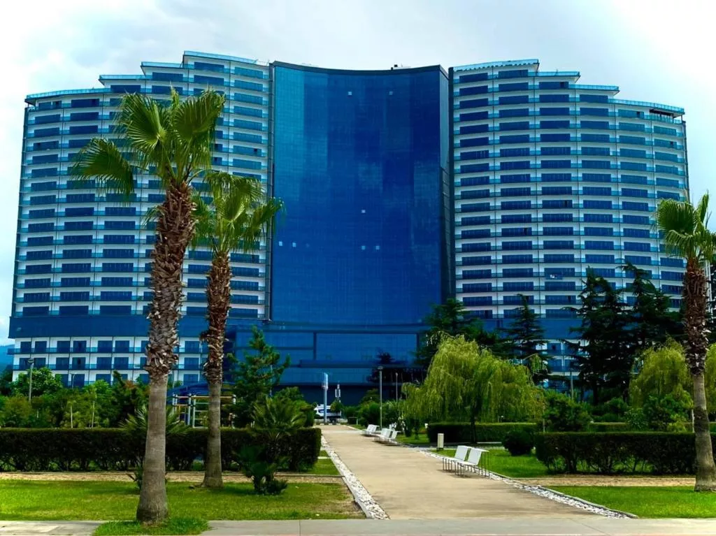فندق ليجند باتومي يعتبر من فنادق باتومي جورجيا 5 نجوم
