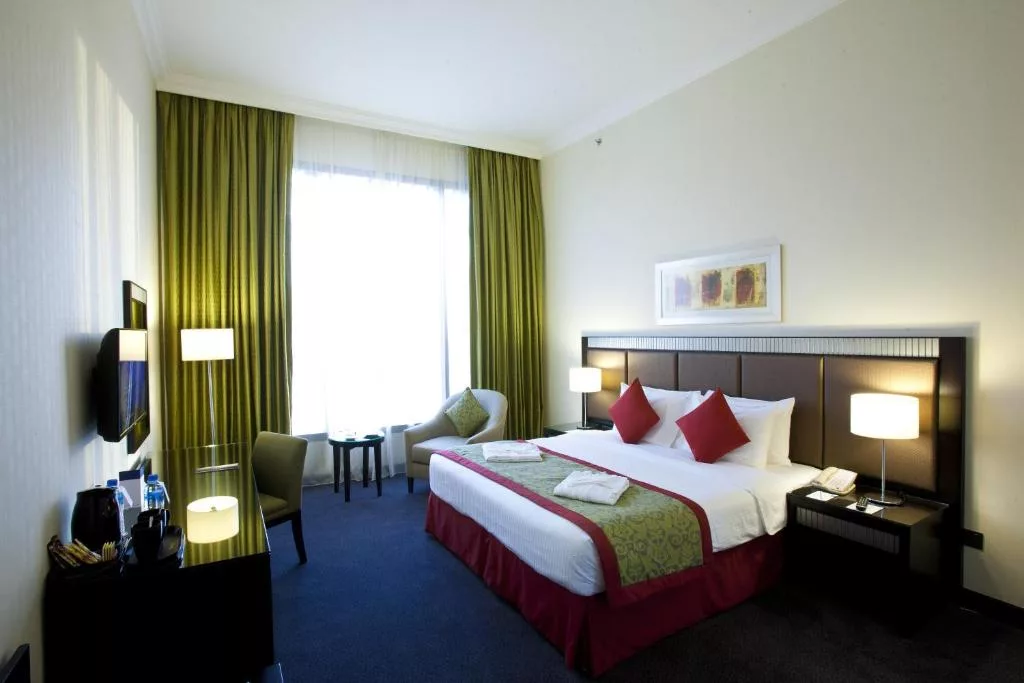 يعد فندق ميلينيوم سنترال الدوحة من أفخم فنادق في قطر رخيصة
