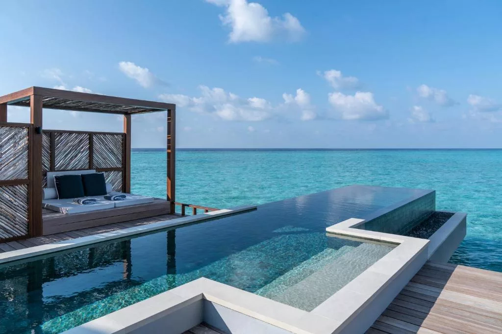 فندق فورسيزونز المالديف من فنادق المالديف المطلة على البحر

