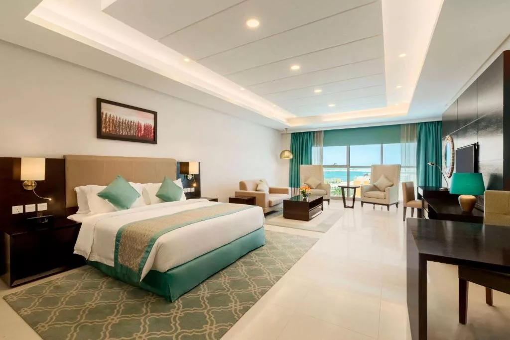 فندق رمادا البحرين أمواج يقدم أفضل شقق مفروشة البحرين 