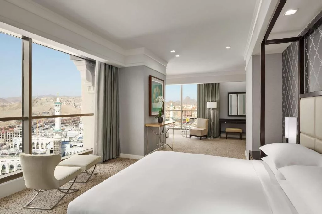 فندق جبل عمر حياة ريجنسي مكة يعد فنادق مكة مقابل الحرم
