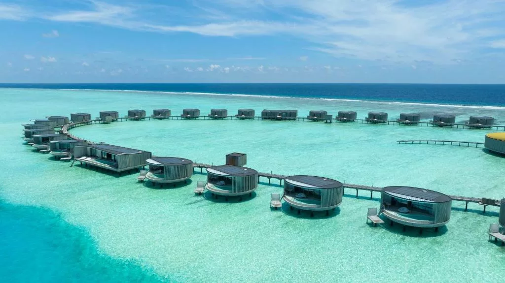 الريتز كارلتون المالديف أرقى فنادق المالديف
