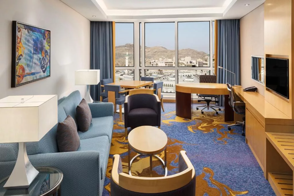 فندق شيراتون مكة جبل الكعبة واحد من فنادق تطل على الحرم