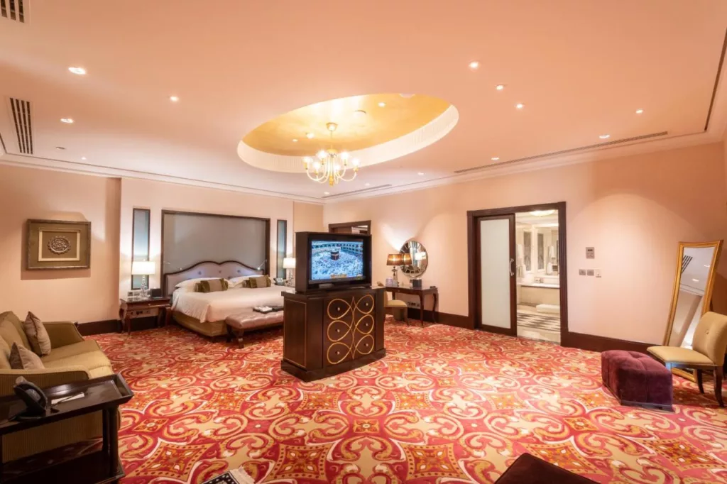 فندق ساعة مكة فيرمونت أرقى فنادق في مكة فخمة.