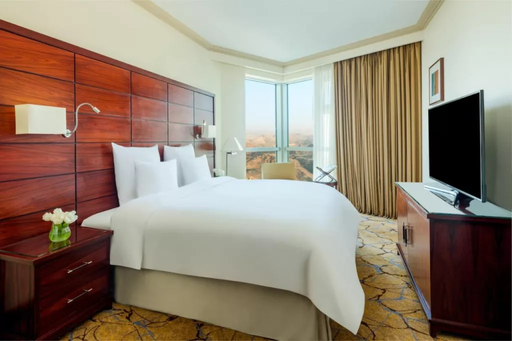 فندق موڤنبيك برج هاجر مكة أجمل فنادق مكة المطلة على الكعبة.