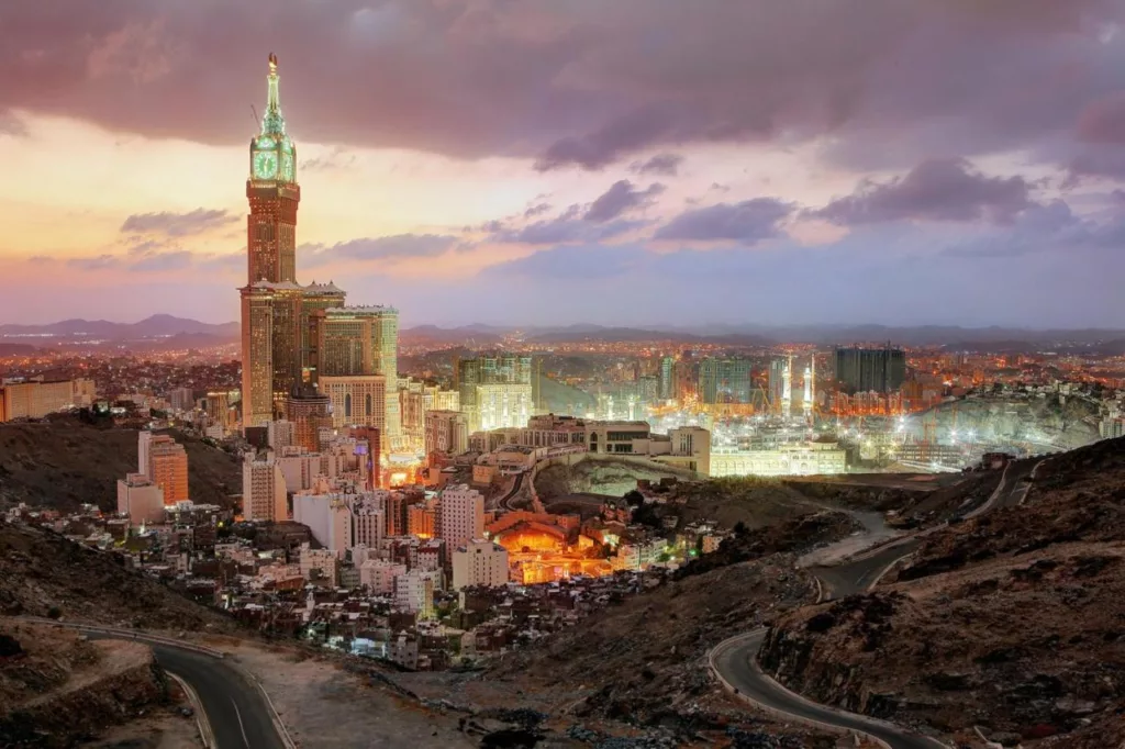موڤنبيك برج هاجر مكة هو أحد فنادق وقف الملك عبدالعزيز في مكة