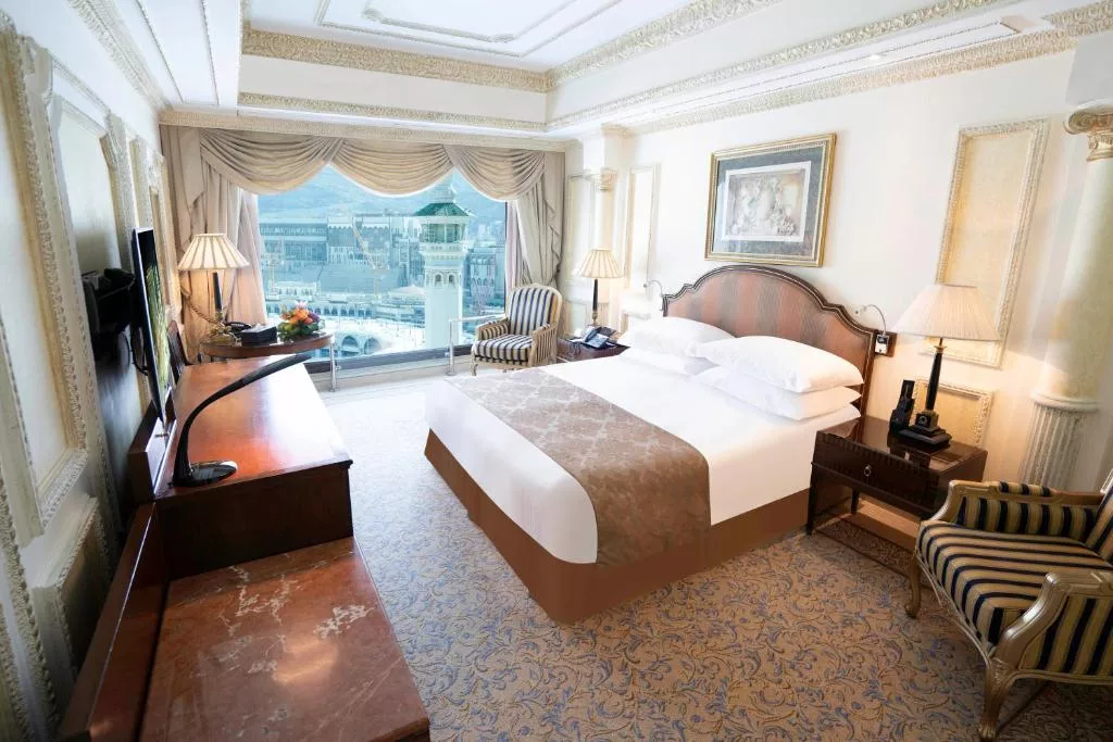فندق دار التوحيد إنتركونتينتال هو من أشهر فنادق مكة للعرسان.