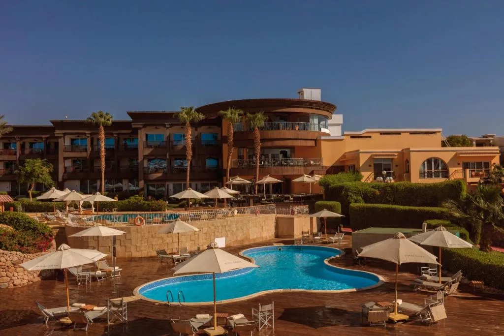 فندق رويال سافوي شرم الشيخ هو أحد أجمل فنادق في شرم الشيخ خليج القرش