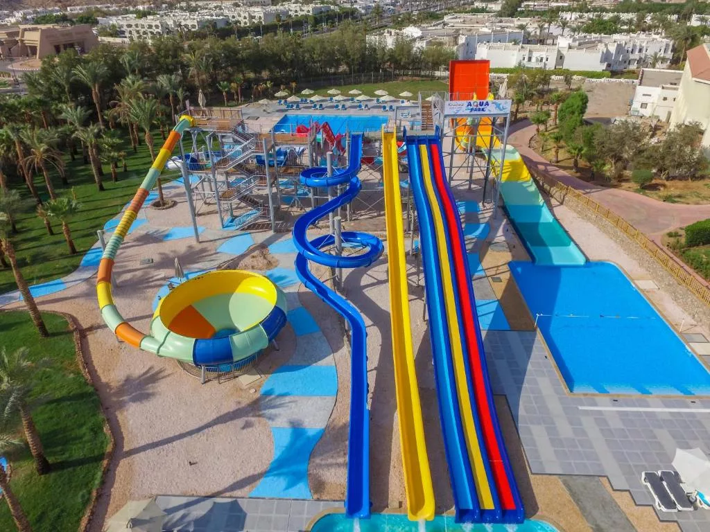 فندق كيروسيز بريمير اكوا بارك شرم الشيخ ضمن أفضل فنادق شرم الشيخ للأطفال