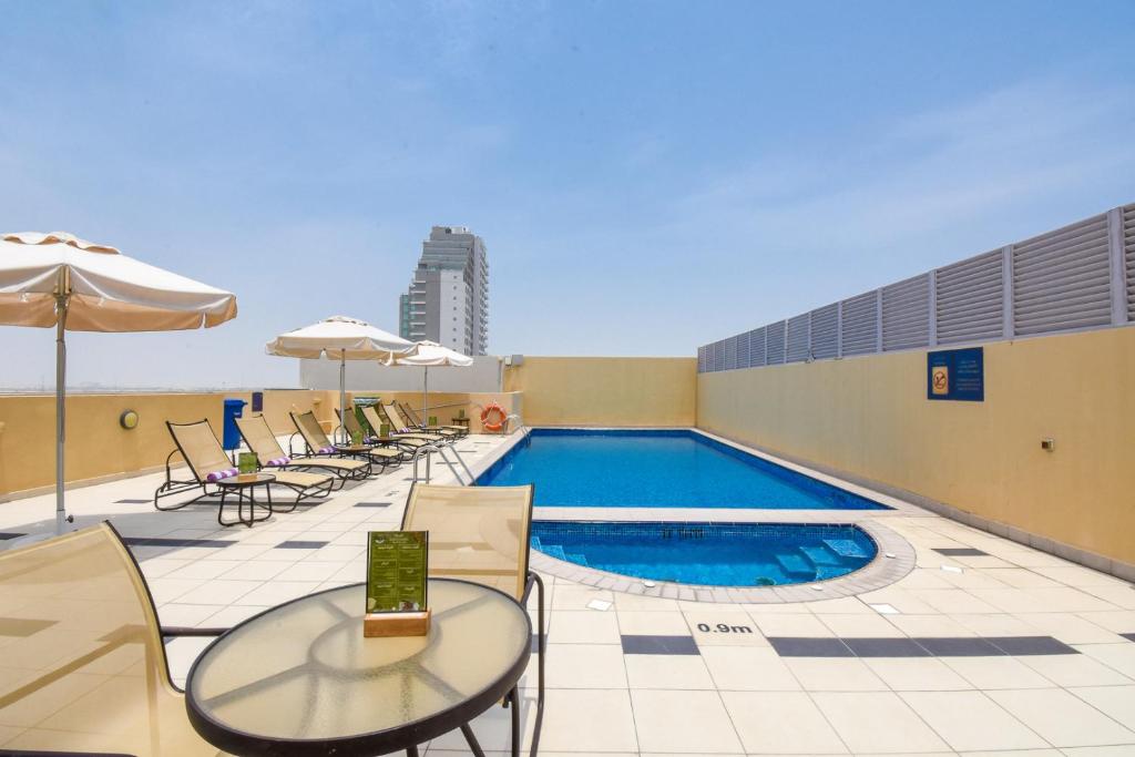بريمير إن واحة دبي للسيليكون من أفضل فنادق دبي ثلاث نجوم